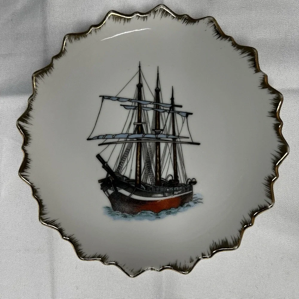 Vintage Japan Porcelain Ship Plates Gold Gilt Scalloped Nautical 7